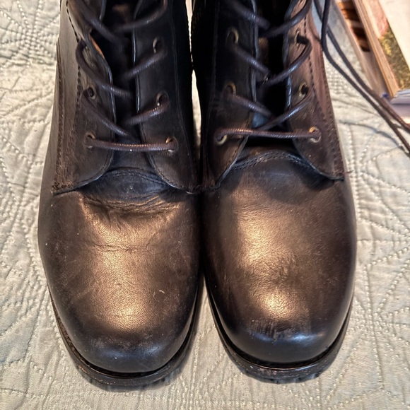 Women’s Frye Black Leather Shoes - Picture 3 of 4
